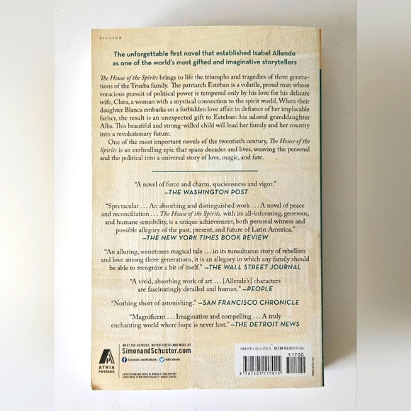 The House of Spirits novel by Isabel Allende - Picture 2 of 3